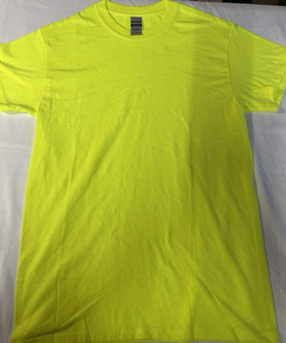 Gildan Small Tee - Picture 1 of 3